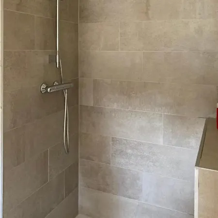 Couette-café El Tyu