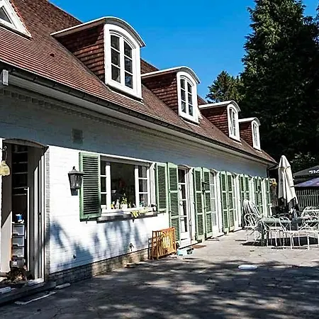 El Tyu Bed & Breakfast