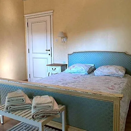 El Tyu Bed & Breakfast