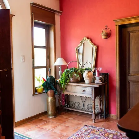 El Tyu Bed & Breakfast