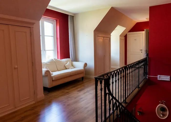 El Tyu Écaussinnes-dʼEnghien